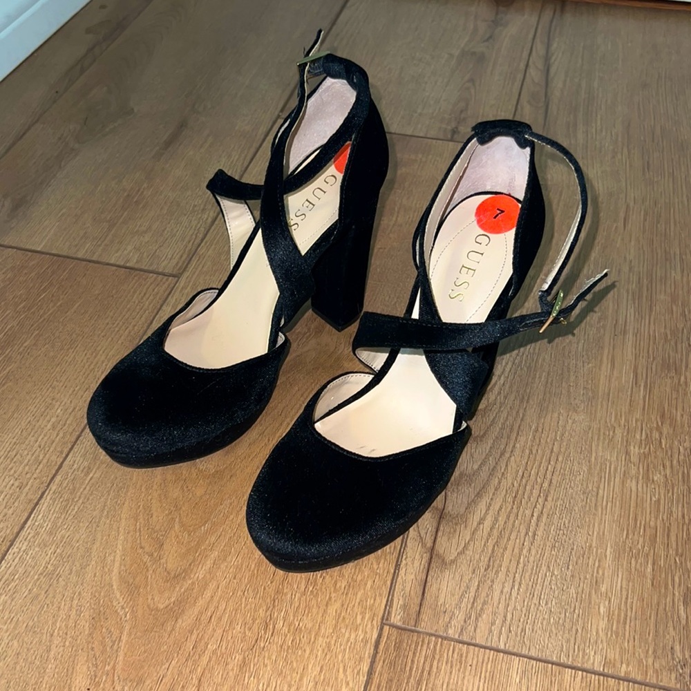 Guess Size 7 Heels